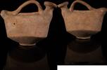   Hellenistischer Vogelaskos aus beigem Ton  350,00 EUR  Excl. 19,00 EUR Verzending