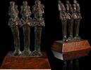   Dreifigurige Osiris-Gruppe mit Atef-Kronen  700,00 EUR  Excl. 39,00 EUR Verzending