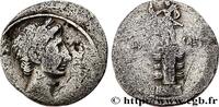 THE REPUBLIC (280 BC to 27 BC) Denier OCTAVIAN Italie ou Rome 29 AC. (19mm, 2,64g, 3h) -
