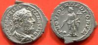 Antike Münzen DENIER MACRIN 217-218 EN ARGENT A/ IMP C M OPEL SEV MACRINVS AVG SON BUSTE LAURE, DRAPE OU CUIRASSE A DROITE R/ PROVIDENTIA DEORVM LA -