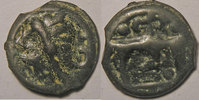 Haute et moyenne seine Monnaie Gauloise, Haute et Moyenne Seine  au taureau et au lys, 3.49 Grs, DT: 229, TTB Potin  ss
