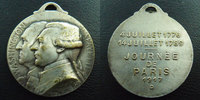 Washington et Lafayette Washington et Lafayette, médaille avec belière, Journée de Paris 4-14 Juillet 1917, métal argenté 28 mm, TTB+ - silver -