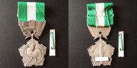 France, médaille collectivités locales bronze Médaille des collectivités locales, bronze argenté avec ruban de col, SUPERBE - silver -