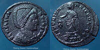 Roman Empire nummus Helena, Helène, nummus Trèves, Trier, Treveri en 327-328, Securitas Reipublice, RIC 515, 19mm, 3,24g, TTB/TTB+ -
