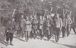 Deutsches Reich O.J. Ansichtskarte / Postkarte / Die russische Garde im Gefangenenlager. 2