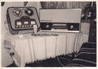 Bundesrepublik Deutschland Fotokarte / Weihnachten / Gabentisch / Tonband, Radio, Lampe -