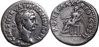 Trajan (98-117) AR Denar Rom, VIKTORIA thront, hält Patera und Palmzweig -