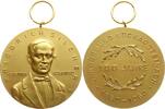 Hessen, Stadt Neckarsteinach Tragbare vergoldete Bronzemedaille zum 100-jährigen Jubiläum des Sängerbundes, Brustbild Friedrich Silcher -