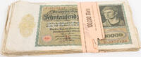Deutschland, Weimarer Republik 30 x 10000 (300000) Mark Geldbündel mit Banderole zu 100,000 Mark, handschriftlich zu 300.000 -