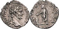 Römische Kaiserzeit Denar Septimius Severus, Kopf / VOTA PVBLICA, Kaiser beim Opfer -
