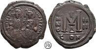 Iustinus II (565-578) Follis (40 Nummi) Constantinopolis, Iustin und Kaiserin Sophia / Wertzeichen, -