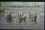 Irland Irland Block 8 mit 746-748 postfrisch MiNr. Block 8 mit 746-748 postfrisch -
