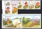 Grenada/ Grenadinen Grenada/ Grenadinen 1442-1449 + Bl. 223-224 postfrisch Pilze MiNr. 1442-1449 + Bl. 223-224 postfrisch Pilze -