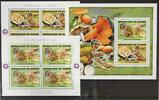 Guinea Guinea 4255 und 4256 postfrisch Kleinbogen und Viererblöcke / Pilze MiNr. 4255 und 4256 postfrisch Kleinbogen und Viererblöcke / -