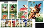Guyana Guyana 5911-5918, Klb. 5919-5930 und Block 530 und 531 postfrisch Pilze MiNr. 5911-5918, Klb. 5919-5930 und Block 530 und 531 po -