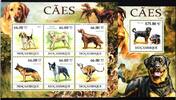 Mosambik Mosambik Block 568 + 5351-5356 postfrisch als ZD-Bogen, Hunde MiNr. Block 568 + 5351-5356 postfrisch als ZD-Bogen, Hunde -
