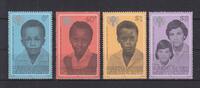 St. Vincent und die Grenadinen St. Vincent und die Grenadinen 175-178 postfrisch Jahr des Kindes MiNr. 175-178 postfrisch Jahr des Kindes -
