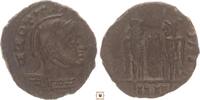 Roman Empire follis Constantine I., Helmeted bust/Two victories holding shield -