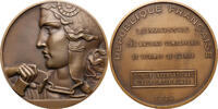 FRANCE Medal 1946 Le Ministre des Anciens Combattants et Victimes de Gue... 145,00 EUR  Excl. 15,00 EUR Verzending