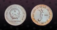 VIETNAM 100 Dong VIETNAM, KM# 29 , Silver, 100 Dong, 1986, Mint Strike, Soccer - Mexico. Coin housed in Original Mint capsule! Coin in excellent -