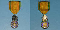 DECORATIONS Médaille militaire. 8e type (3e République) -