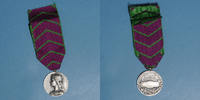 DECORATIONS Médaille d'honneur de l'Education Surveillé (décret de 1945). Argent -