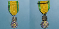DECORATIONS Médaille militaire. 8e type (3e République) -