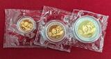 China, Volksrepublik Bimetall Münzen Satz Gold und Silber Bimetallic 1995 Panda 3 Münzen Satz PP 50, 25 und 10 Yuan Proof coins sealed with box & coa