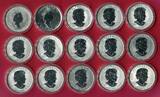 Kanada 15 x 5 Dollars Silbermünzen 2003-2005 Maple Leaf - Sammlung aus 15 Münzen (15 * 1 oz) BU in capsules & box