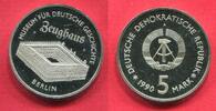 Eastern Germany DDR GDR 5 Mark Gedenkmuenze DDR Museum fuer deutsche Geschichte Zeughaus Berlin -