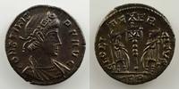 Roman empire Centenionalis ou Nummus Constans (333-350) Centenionalis ou Nummus R/ GLORIA EXERCITVS (Trèves / Trier 340-342, 1ère officine) SUP -