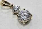 Goldschmuck Gelbgold 585 er 14K Gold Anhänger Goldanhänger mit zwei farblosen Steinen -