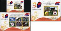 Briefmarken Bhutan Korea Süd Blumen Folklore Trachten Brauchtum Flaggen Kloster MNH -