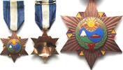 Ecuador - Orden und Abzeichen 1950 ECUADOR. PATTERN for the ARMED FORCES... 349,99 EUR249,99 EUR  Excl. 15,00 EUR Verzending